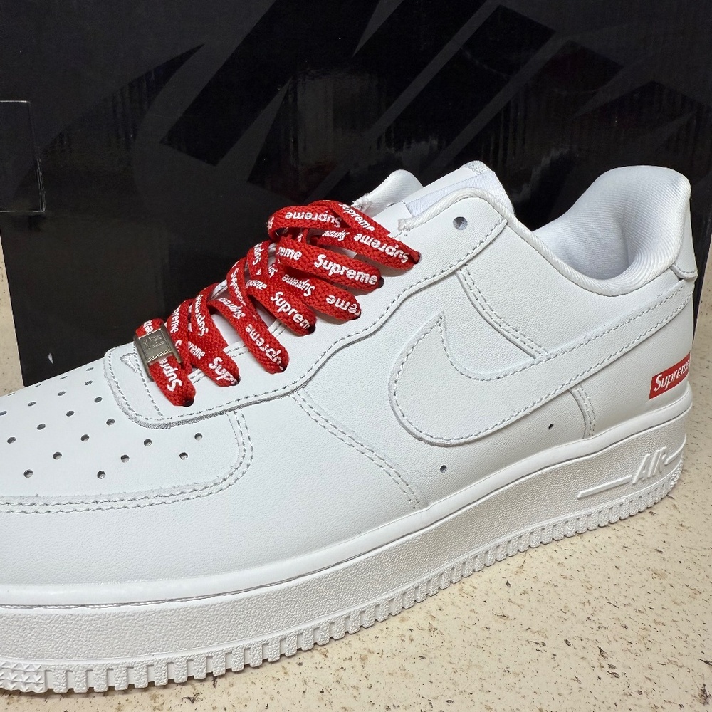 Nike Air Force 1 Low Supreme Multiple Sizes!
